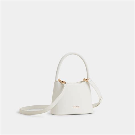 Introducing The Apple Collection – Tracey