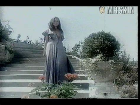 La Llamada Del Sexo Nudity See Nude Pics Clips Mr Skin