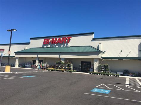 Bi-Mart Logo - LogoDix