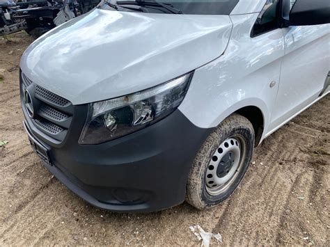 Mercedes Vito W Kompletny Prz D Maska Zderzak