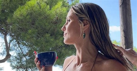 Heidi Klum 50 Wows In Teeny Bikini While Enjoying Loved Up Holiday With Husband Mirror Online
