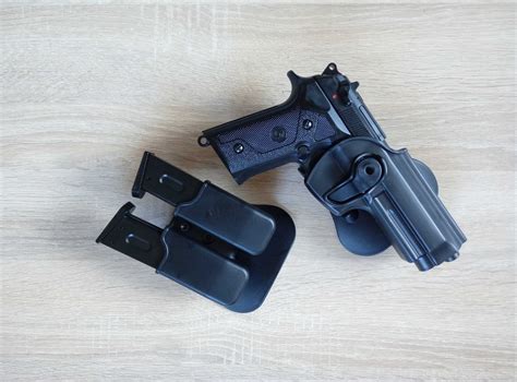 Пластиковая поясная кобура для пистолета Beretta 92/Vertec + паучер ...