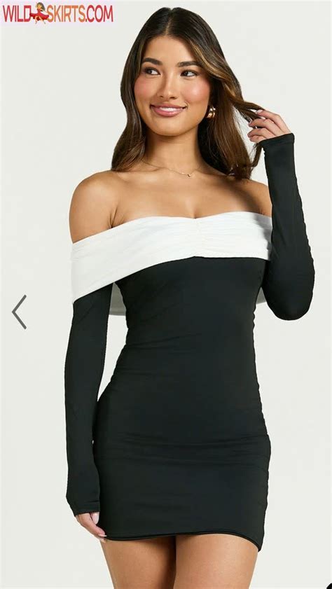 Leah Perkins Mimi Perkins Leah Perkins Mimi Perkins Imleahperkins Nude OnlyFans