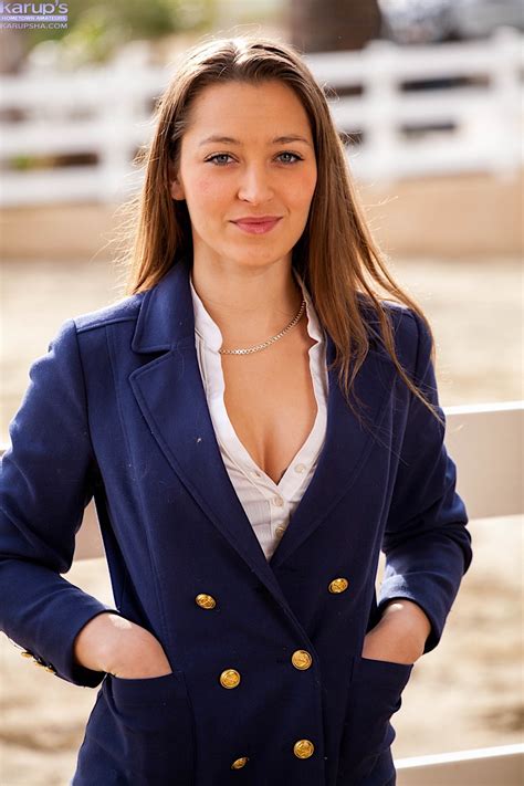 Karups Hometown Amateurs Naked MILF Porn Pics