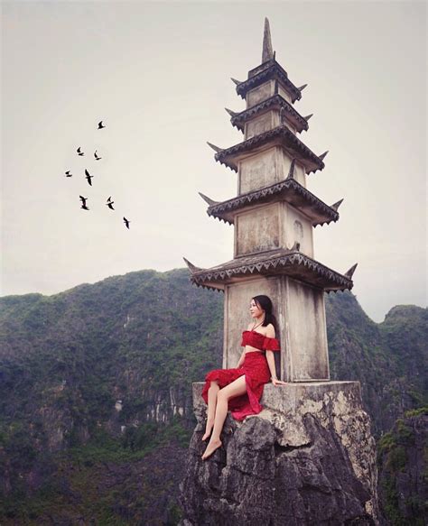 Tọa độ check in hot nhất ở Ninh Bình Hùng vĩ và ảo diệu không thua gì cảnh phim cổ trang