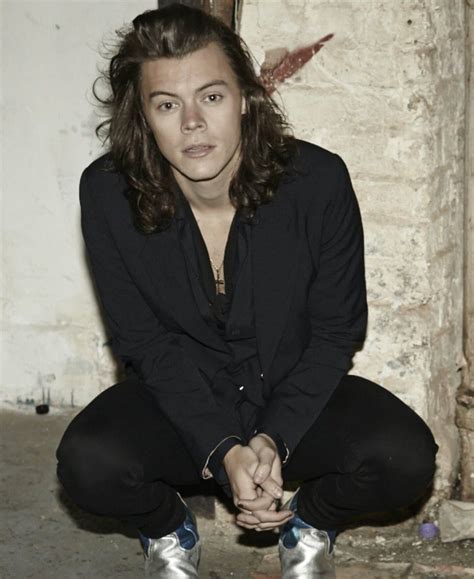 Unseen From Mitam Photoshoot In 2015 Harry Styles Long Hair Harry Styles Cute Harry Styles