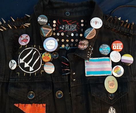 Pin By Rylan Shank On Diy Punk Patches Punk Fashion Diy Punk Outfits