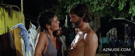 ALI MACGRAW Nude AZNude