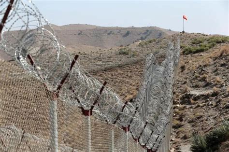 Pakistan Reopens Border Crossing With Afghanistan