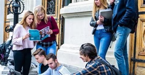 Locuri Mai Multe La Cea Mai Bun Universitate Din Ar Universitatea Babe Bolyai Din Cluj