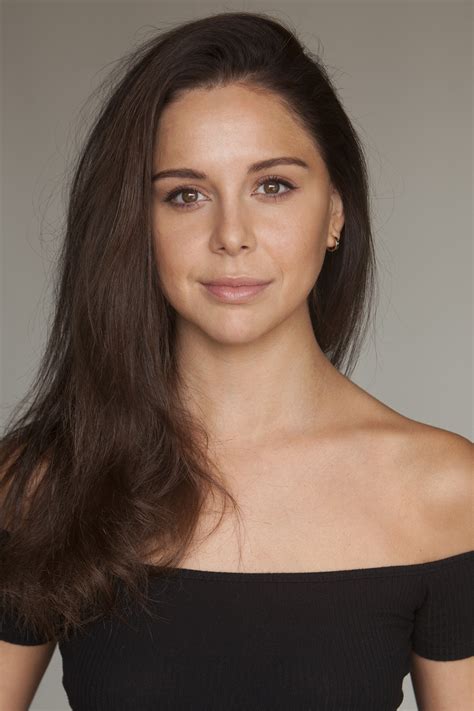 Фото: Макензи Вега (1994) #3744770