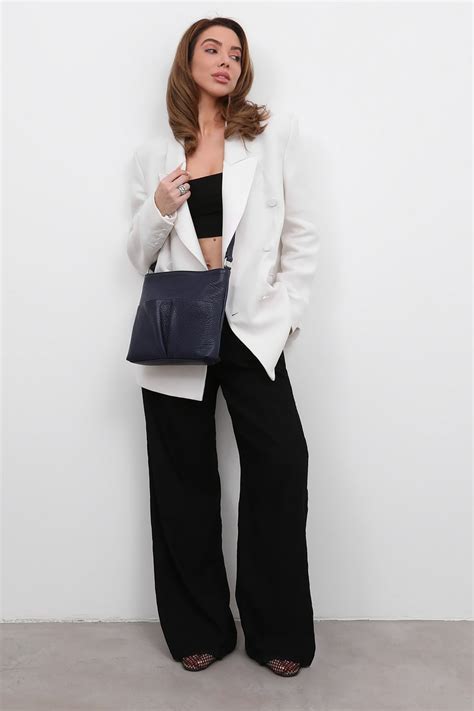 Женские сумки бренда Sara Burglar купить в интернет-магазине BE NICE