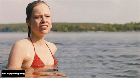 Emma Bading Nude Sexy Collection Photos Video Thefappening