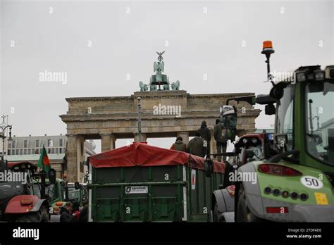 Traktorendemo der Landwirte gegen die Subventionskürzungen am 18.12.