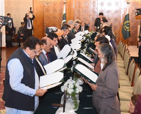 PM Shehbaz Sharifs 34 Member Cabinet Takes Oath Pakistan Today