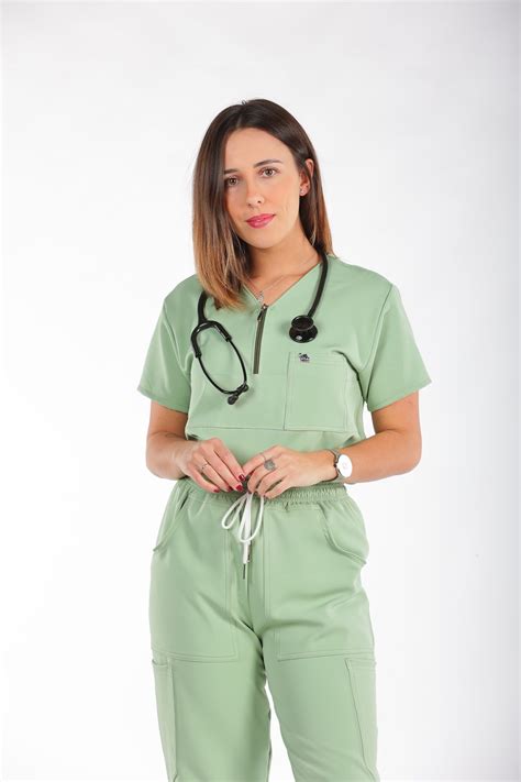 Scrub Feminino Modern Verde Mentascrubs Pijamas Cir Gicos Jalecos E