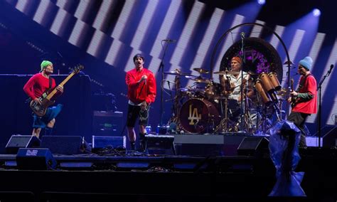 Red Hot Chili Peppers Announce Unlimited Love Tour