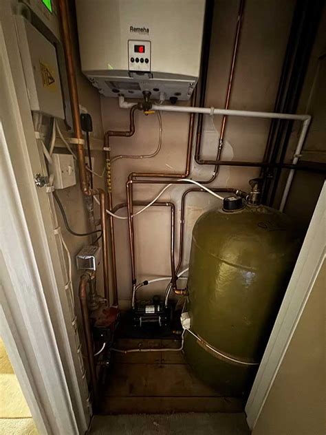 Plumbing Hot Water Tank No Longer Getting Hot After Bathroom Refit Home Improvement Stack