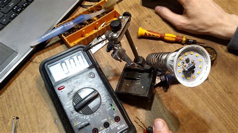 Лампа светит но не ярко - YouTube