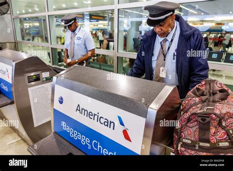 American Airlines Miami Terminal Stock Photos & American Airlines Miami