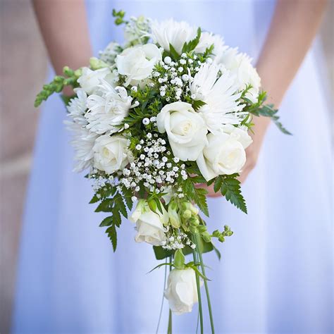 Tropfenform für einen Brautstrauß wirkt sehr edel Blumen