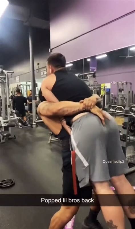 Elite Straight Big Ass Tricked Into Get His ThisVid