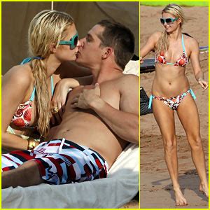 Paris Hilton Cy Waits Hawaii Getaway Barron Hilton Bikini Cy