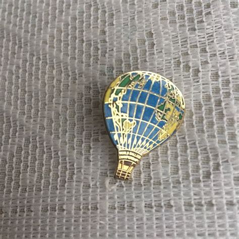 Vintage Hot Air Balloon Enamel Pin