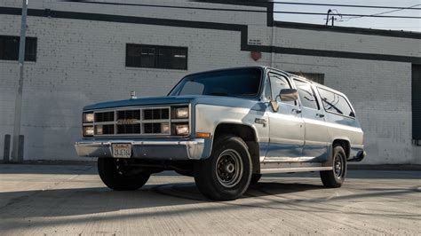 Classic Drive The 1983 Gmc Suburban Diesel