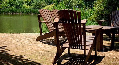 Mobilier de jardin astuces pour les protéger de lhiver