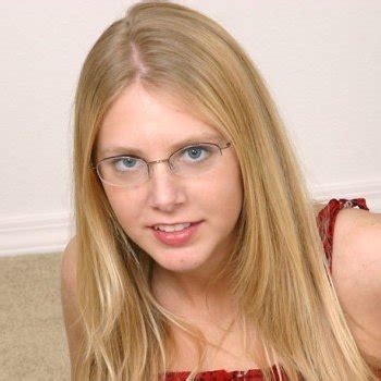 Nicole Nite Babe Page Watch This Supermodel On Freeones