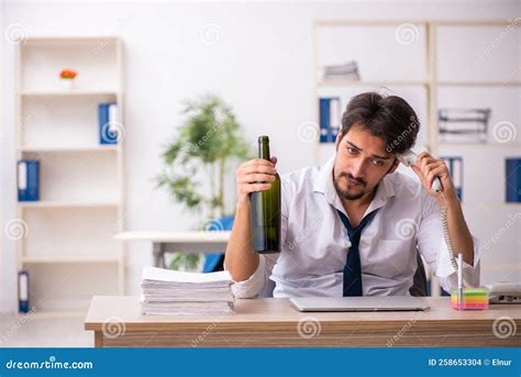 Man Alcohol Addicted Feeling Bad Royalty Free Stock Photography