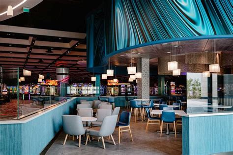 Dining Woodbine Racetrack