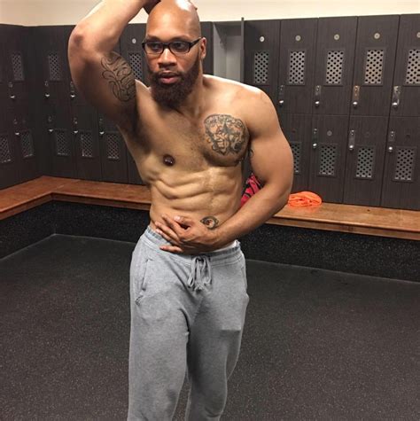 Black Muscle Gay Men Tubes Collegenasad