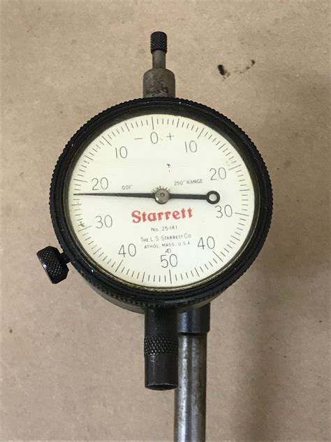 Starrett No 25 141 Dial Indicator W Spi 98 281 9 Magnetic Base Btm