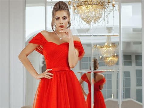 Коктейльные платья на свадьбу