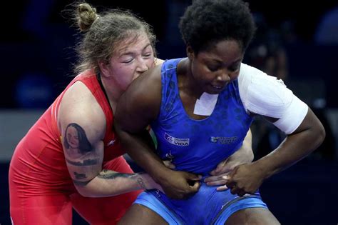 Tatiana Rentería ganó bronce en el Mundial de Lucha y obtuvo cupo a