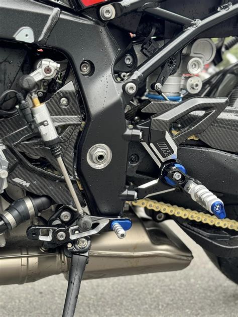 Cận cảnh siêu naked bike BMW M R Competition full option tại Việt Nam giá lên tới hơn