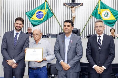 Sessão solene: Vice-presidente do TJCE destaca que a função do Oficial ...