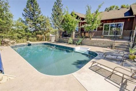 Jacksonville Mountain Retreat with Pool and Hot Tub!, Jacksonville ...