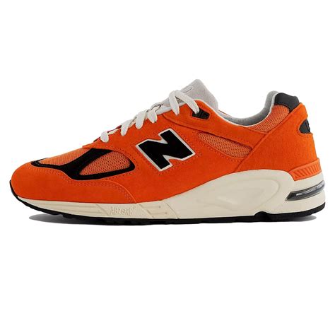 NEW BALANCE 990 V2 MADE IN USA