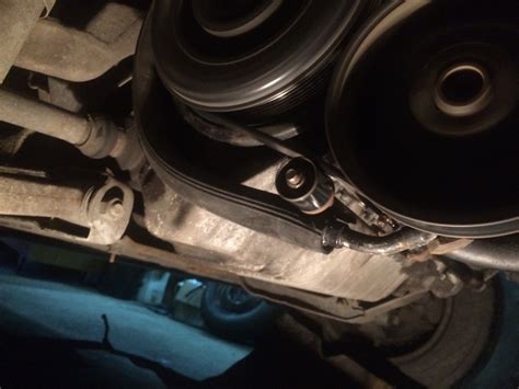 Успокаиваем ремень привода агрегатов — Volkswagen Caravelle (T4), 2,5 л ...