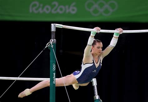 Gymnastique Artistique Barres Asymétriques Femmes