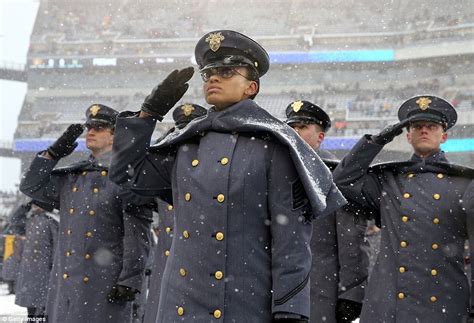 Simone Askew Trailblazing West Point First Captain Makes History At