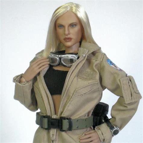 Naked Snake Big Boss Cynthia EVA Tatyana Big Mama Hot Toys Inch Scale Action