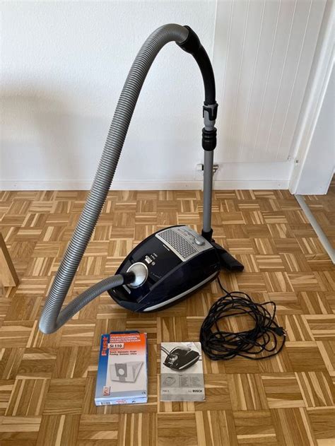 Aspirateur Bosch 2200W Vakuum | Kaufen auf Ricardo