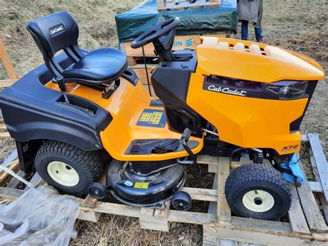 PLENTRAKTOR CUB CADET 106 FINN Torget