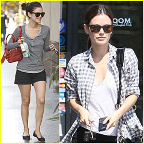Rachel Bilson Gets Naked With The Bagel Broker Rachel Bilson Just
