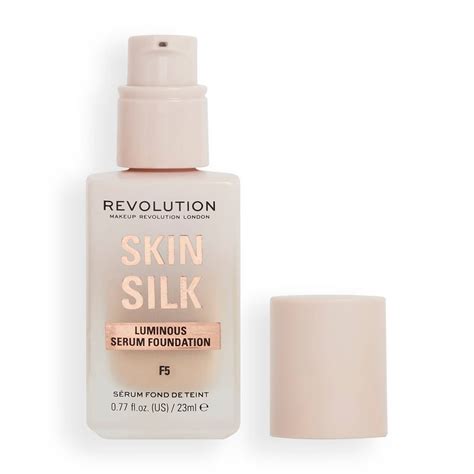 Makeup Revolution Skin Silk Serum Foundation Revolution Beauty