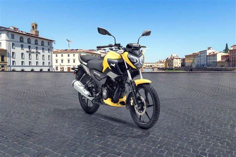 Tvs Raider Super Squad Edition On Road Price Rto Insurance